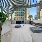 Silkhaus Heart Of Downtown 2 Bdr With Balcony