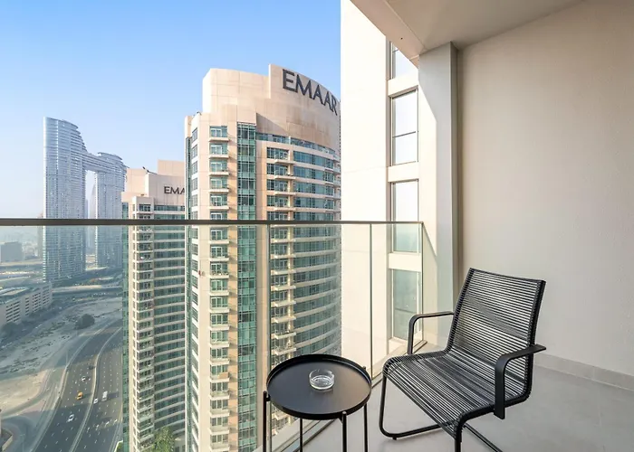 Silkhaus Heart Of Downtown 2 Bdr With Balcony