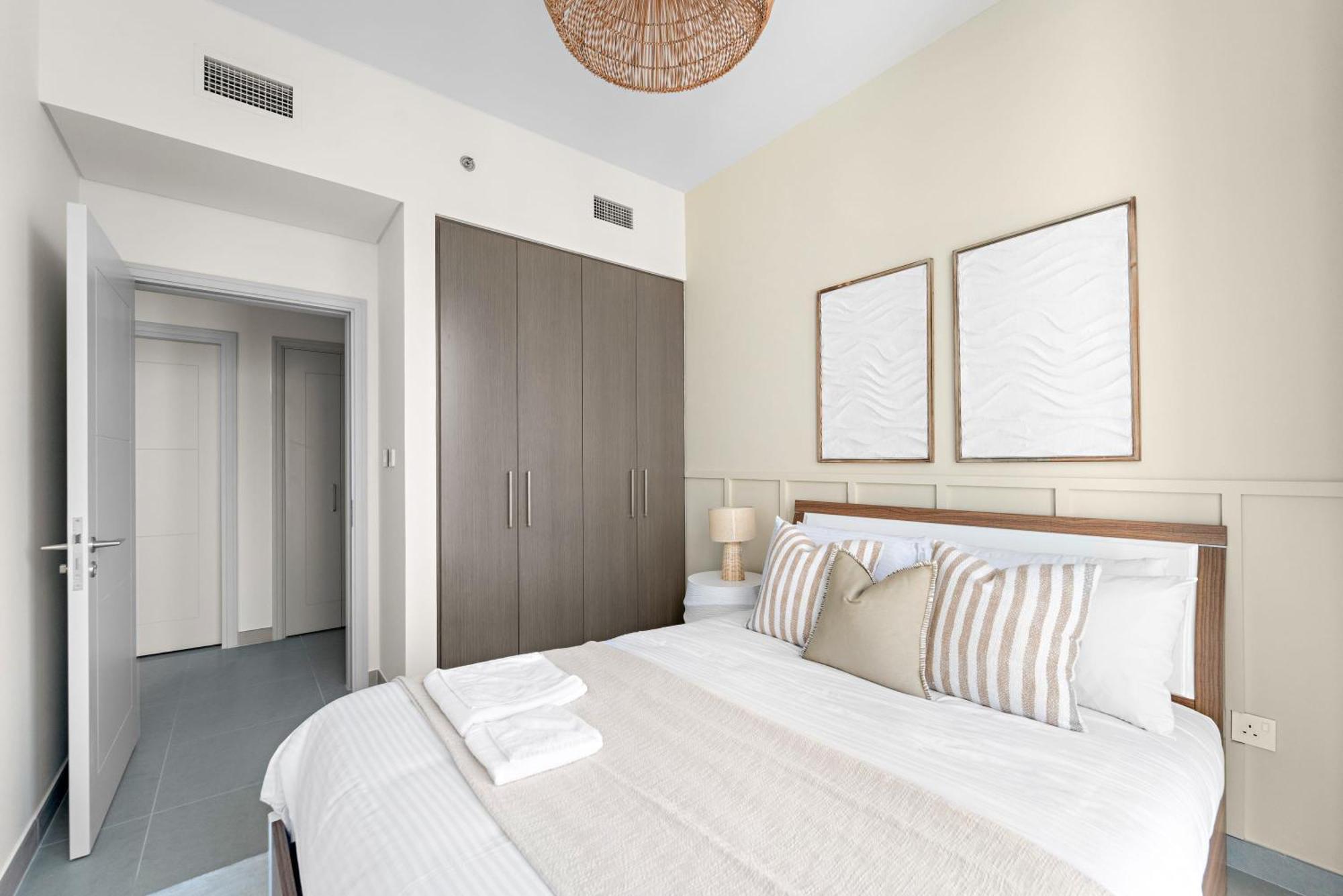 Apartment Silkhaus Heart Of Downtown 2 Bdr With Balcony *